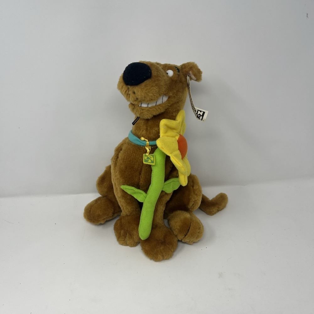 Vintage Scooby Doo with Flower Cartoon Network  Plush 1998 W/‎ Tags